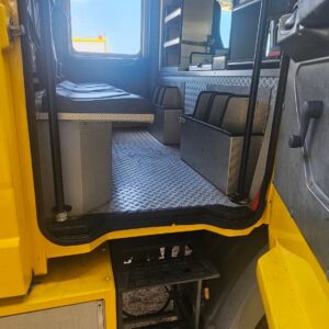 BAB5011cabinterior2 BAB5011cabinterior2